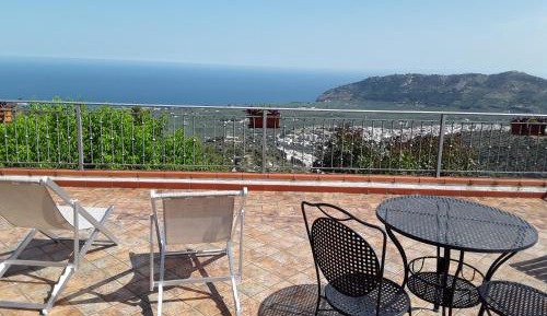 Superior Double or Twin Room with Terrace