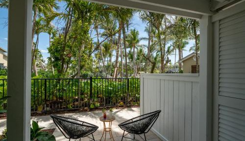 Junior Studio 1 King Bed Gulf View Patio