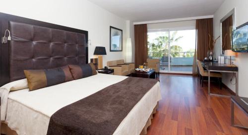 Deluxe Double or Twin Room with Terrace