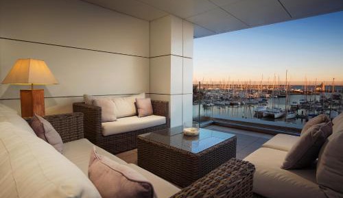 Three-Bedroom Apartment (6 Adults)