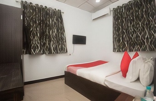 J B Nagar Hotel | OYO 40902 Anjali Hotel Mumbai