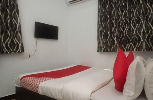 J B Nagar Hotel | OYO 40902 Anjali Hotel Mumbai