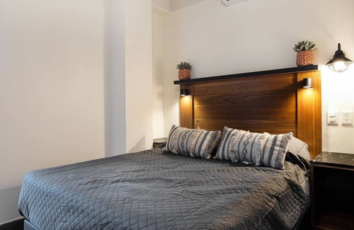 Monterrey Apartment | Spacious, modern with amenities in Tulancingo 2