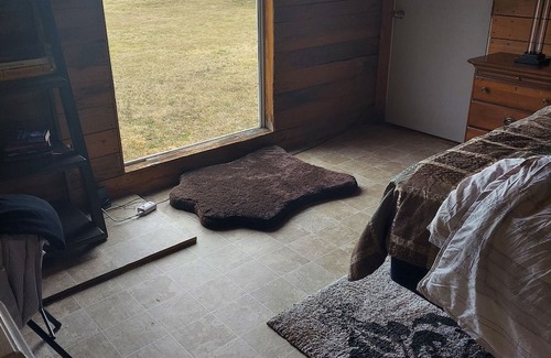 Paris Cabin | Cabin with laid back style and feel