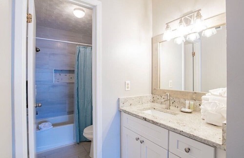 Gulf Shores Condo | Regatta 202C | Gulf Shores, AL