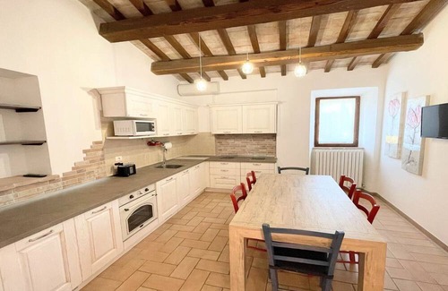 Limiti Villa | 11 Guests - Vacation Villa With Private Pool and Private Garden