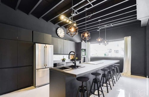 Mirabel House | Luxury Venue @13lacksheep