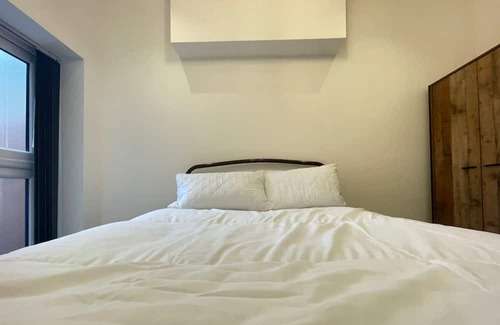Fortune Green Apartment | Stylish & Modern 1BD Flat, West Hampstead