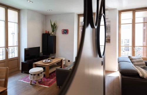 Annecy Old Town Apartment | ANNAPURNA, Annecy Rent Lodge