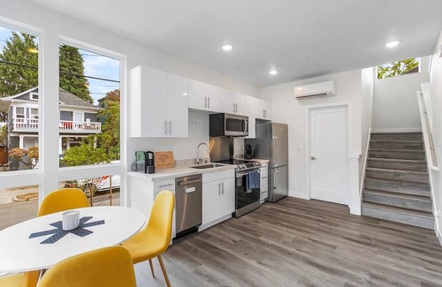 Capitol Hill Apartment | Stag Sweet Suite in Capitol Hill