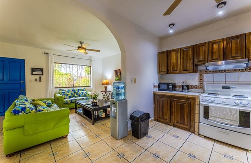 Xihu Villas House | Casa Paraiso - Tropical Getaway Close to Beach