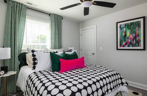 High Point House | Gorgeous 4BR *Brand New Home* 4min to Market & HPU