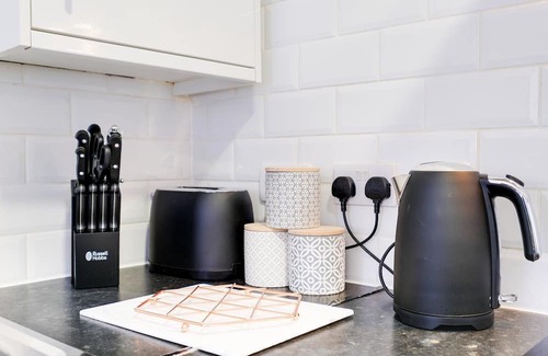 West Ealing Apartment | Cosy 1 Br Apartment, easy access to London