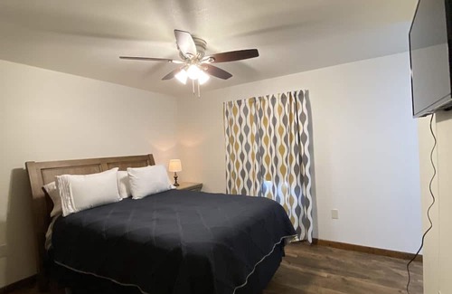 Washington County Cabin | Pet friendly, newly constructed cabin with modern amenities!