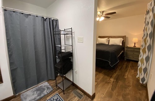 Washington County Cabin | Pet friendly, newly constructed cabin with modern amenities!