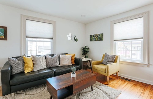 Staunton House | Green on New - Central Location and Staunton Charm