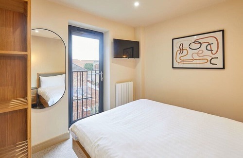 Tynemouth Apartment | Host & Stay | No.33 S