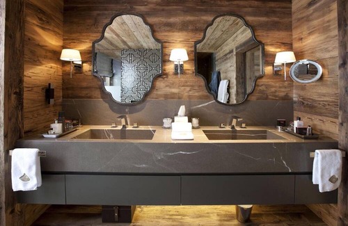 Lech am Arlberg Ski Chalet | Luxury chalet with spa and view of Oberlech