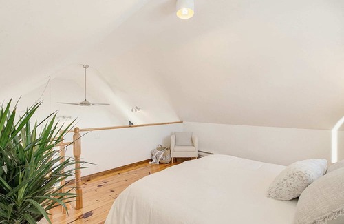 Baie-St-Paul Apartment | Cute Apt with Views with Fireplace, 10 min Massif