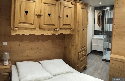 Val-Thorens Apartment | VAL THORENS PLEASANT APARTMENT 10 PEOPLE COMPLETELY RENOVATED