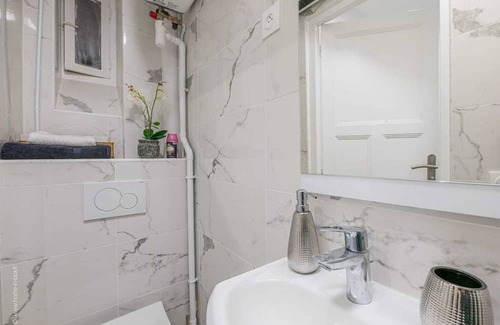 Bois-Colombes Apartment | Logement in Colombes à 15min de Paris