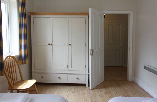 Carrick-on-Shannon Cottage | Leitrim Quay - Riverside Cottage 2