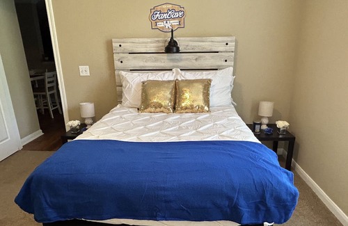 Lexington Apartment | Spacious 2 bedroom home, close to UK/Keeneland/Fayette Mall/Summit at Fritz Farm