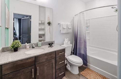 Avery Creek Apartment | South Asheville Getaway Private Balcony Apt 2