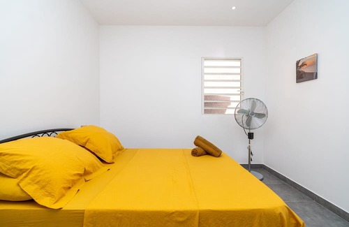Mahina House | Fare Tahara'a 2BR in Arue