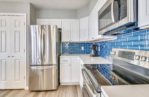 Galveston House | Beachfront Envy Home Sleeps 16