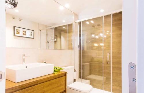 Sitges Apartment | Sitges Spaces Seaside Beach Flat- 4 Bedroom/2Bathroom/Terrace- Sleeps up to 8