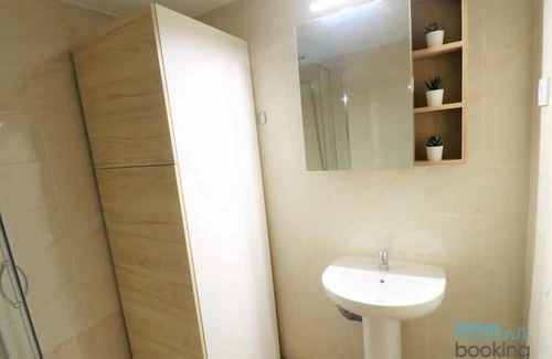 Vilafortuny Apartment | New international Loft, air-conditioned with pool and beach.