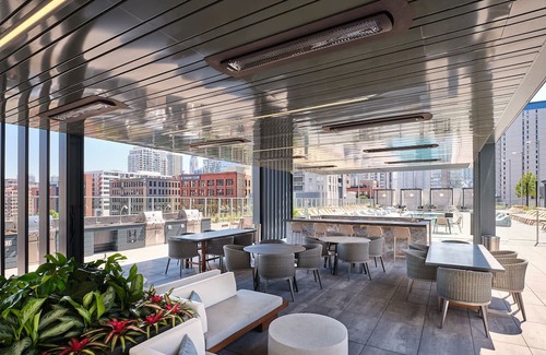 Killgubbin House | Stretch out in our spacious Executive One Bedroom & Office Suite.