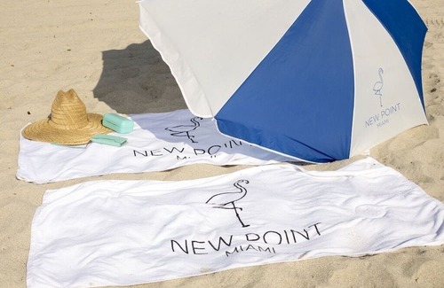 Seybold Apartment | Awesome studio bay view direct beach access