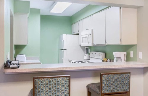 Solivita Resort | 2 Modish Units! Theme Park Vacation Location! Pool, Near Disney