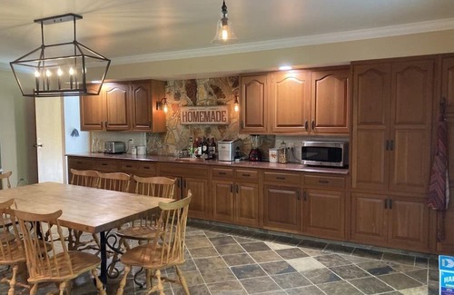 Whitingham House | New Rental! Fabulous, Spacious Mountain Family Retreat on 13 Acres