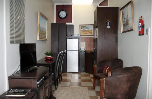 Swakopmund House | "room in Guest Room - Room for 3 Guests - Amarachi Guesthouse in Swakopmund Namibia - Beach in 500m"