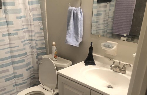 West Columbus Apartment | Home away from home