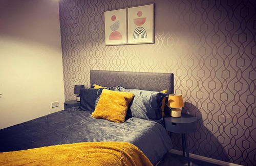 Alvaston House | Apartment in Derby by Leecroft Cosy Stays