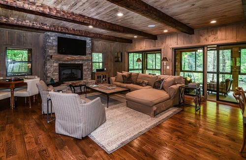Blue Ridge House | Fly Fish, Tube & Relax on The Toccoa River-Aska Adventure- 10 Mins from Dwntn BR