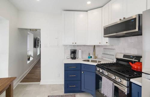 Manayunk Apartment | Brand New Manayunk Retreat 2BR including parking