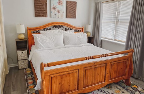 Fairforest House | Newly Renovated & Ready for Your Stay!