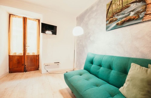 Carciano Apartment | ST. Appartamento Al Borgo - Lakeside L&B