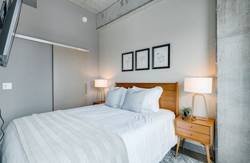 Warehouse District Apartment | Minnestay* Sable 82 Alcove ♥ Walk to Shops/Bars/Dining ♥ Great North Loop Locati