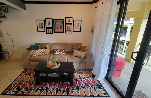 Coco Apartment | 2 bedroom and 2 baths condo close to the beach.