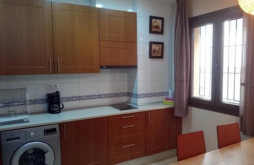 San Bartolome Apartment | Apartment in the historic center of Seville. Wifi. [CC1]