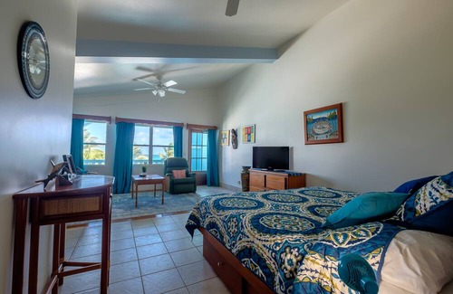 San Pedro Condo | "Sunset Beach" A6! - 3 bedroom/2 balconies face private beach/WiFi/AC/kayaks