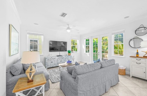 Holmes Beach House | Luxury home with private pool and spa, short walk to beach!