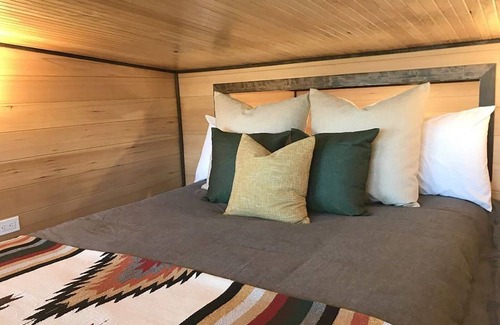Waldport House | Evergreen
