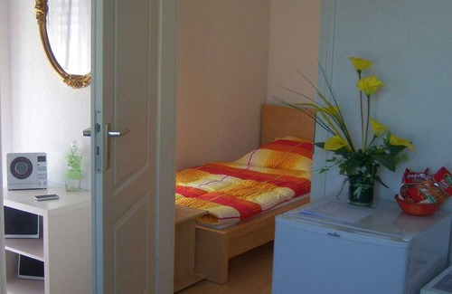 Rust Apartment | Apartment with two separate sleeping areas - guest house - apartment Aunt Tienchen